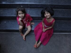 Réduire dépenses : mutuelle enfant et mode malin