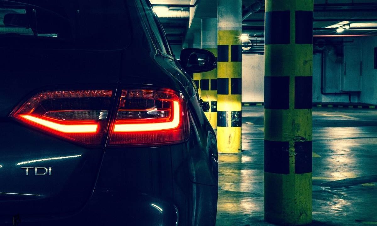 VTC : votre place de parking la nuit change tout pour l'assurance vol